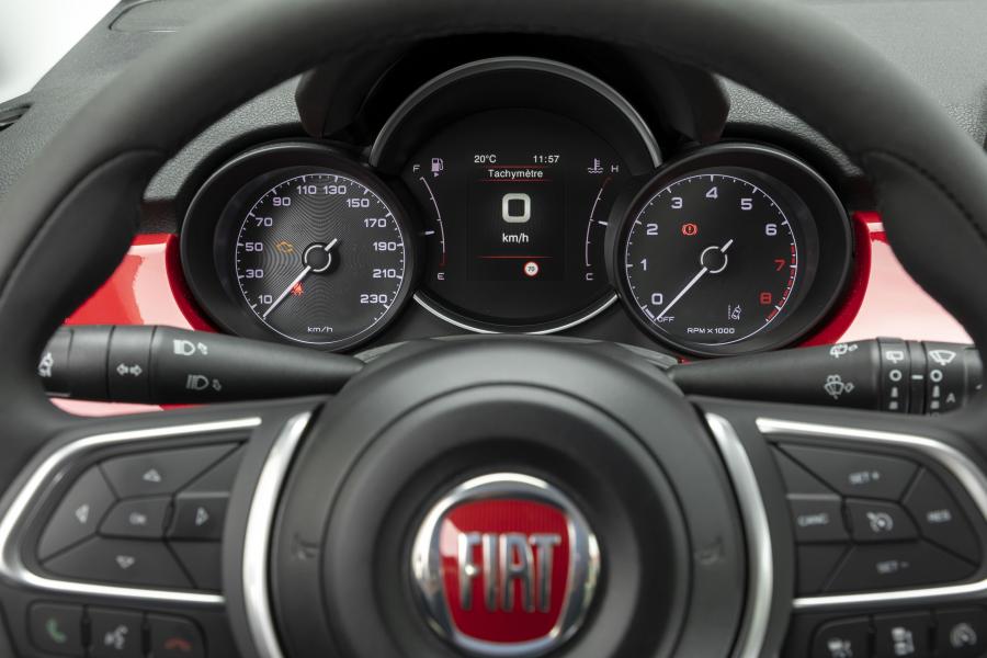 Панель приборов Fiat 500X City Cross (334) 2018 года  (фото 36 из 59)